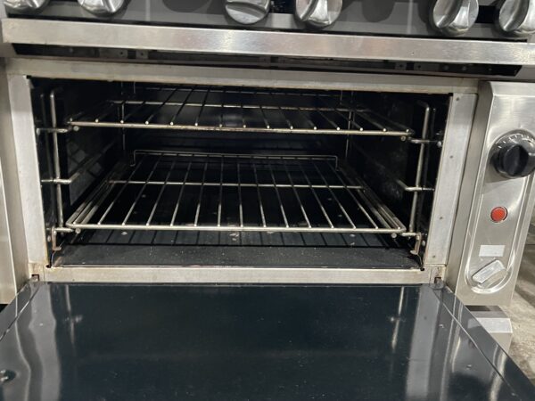 Vulcan 6-Burner Range $4000 - Image 2